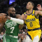 Haliburton scores 33 points, Pacers beat slumping Celtics