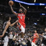 Williamson powers Pelicans past Popovich-less Spurs, 117-99