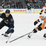 Maple Leafs hang on 4-3 over Flyers in weekday matinee