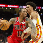 Griffin wins game at OT buzzer, Hawks hold off Bulls 123-122