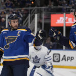 Nylander's OT goal gives Maple Leafs 5-4 win over Blues