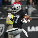 Carr-Adams connection rallies Raiders past Chargers 27-20
