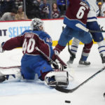 Michael Bunting scores 2, Maple Leafs top Avalanche 6-2