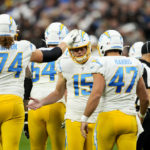 Carr-Adams connection rallies Raiders past Chargers 27-20
