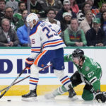 Foegele snaps tie, McDavid scores again as Oilers top Stars