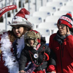 Hourlong delay to kickoff forced by cold no issue for Texans