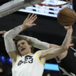 Bucks beat Jazz without stars Antetokounmpo, Middleton