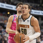 Jokic scores 43 as Nuggets down ex-mates, Wizards 141-128