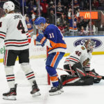 Varlamov makes 21 saves as Islanders blank Blackhawks 3-0