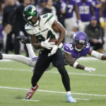 Vikings hang on, again, for 27-22 victory over White, Jets