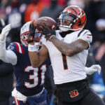 Bengals force late red zone turnover, hold off Pats 22-18