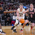 Edey has 29 points, 16 rebounds; No. 1 Purdue beats Davidson