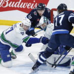 Scheifele scores 3, Jets beat Canucks to snap 3-game skid