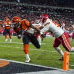 Burrow tops Mahomes again, rallies Bengals past Chiefs 27-24