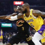 Mitchell's 43 lead Cavs to 116-102 win over LeBron, Lakers
