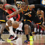 Green scores 26, Rockets beat slumping Suns in Silas' return