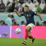Mbappé to face good friend Hakimi in World Cup semifinal