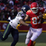 Chiefs dump Seahawks 24-10, stay tied for AFC's best record