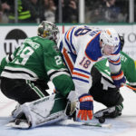 Foegele snaps tie, McDavid scores again as Oilers top Stars