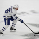 Murray 44 saves, Marner extends streak, Leafs top Stars 4-0