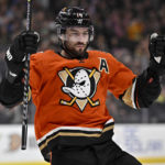 Henrique helps Ducks knock off Golden Knights 3-2 in SO