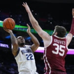 Whitmore sparks Villanova past Oklahoma in fantastic debut