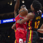 Ayo Dosunmu beats buzzer, Bulls beat Hawks 110-108