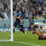 Álvarez surges, scores, carries Argentina to World Cup final
