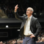 Adama Sanogo shines as No. 3 UConn stays unbeaten