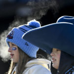 Hourlong delay to kickoff forced by cold no issue for Texans