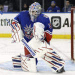 Kuemper makes 32 saves as surging Capitals down Rangers 4-0