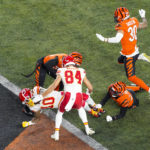 Burrow tops Mahomes again, rallies Bengals past Chiefs 27-24
