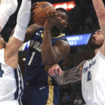 Morant has 32, Grizzlies use late burst to defeat Pelicans