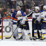 Blues hold off Islanders rally, win 7-4