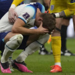 Kane sends penalty, England's World Cup hopes, over the bar