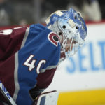 Georgiev stops 26 shots, Avs beat Isles 1-0 in shootout