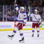 Rangers beat struggling Flyers 6-3 for 6th straight win