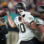 Hartman throws 3 TD passes, Wake Forest beats Missouri 27-17