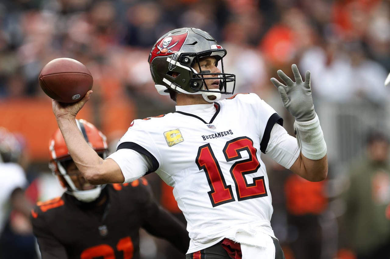 Tampa Bay Buccaneers quarterback Tom Brady (12) throws a pass during the second half of an NFL foot...