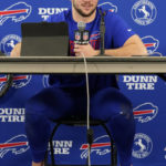 Singletary, Cook lead way as Bills beat Bears for AFC East