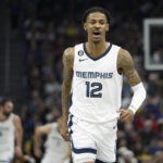 With Curry out, Poole scores 32 and Warriors beat Grizzlies