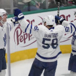Murray 44 saves, Marner extends streak, Leafs top Stars 4-0
