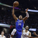 Mitchell has 36 points, leads Cavaliers past Giannis, Bucks