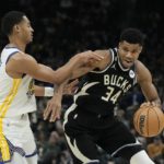 Antetokounmpo scores 30, Bucks extend Warriors' road woes