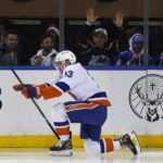 Kakko scores late to lead Rangers to 5-3 win over Islanders