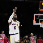 Lakers overcome Davis' absence to beat reeling Wizards