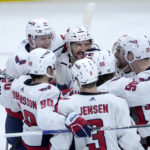 Alex Ovechkin reaches 800 career goals with hat trick