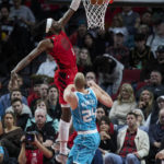 Nurkic rallies Blazers past Hornets on Lillard's big night