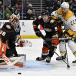 Filip Forsberg racks up 3 points, Predators rout Ducks 6-1
