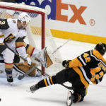 Guentzel, Kapanen fuel rally as Penguins slip by Vegas 4-3